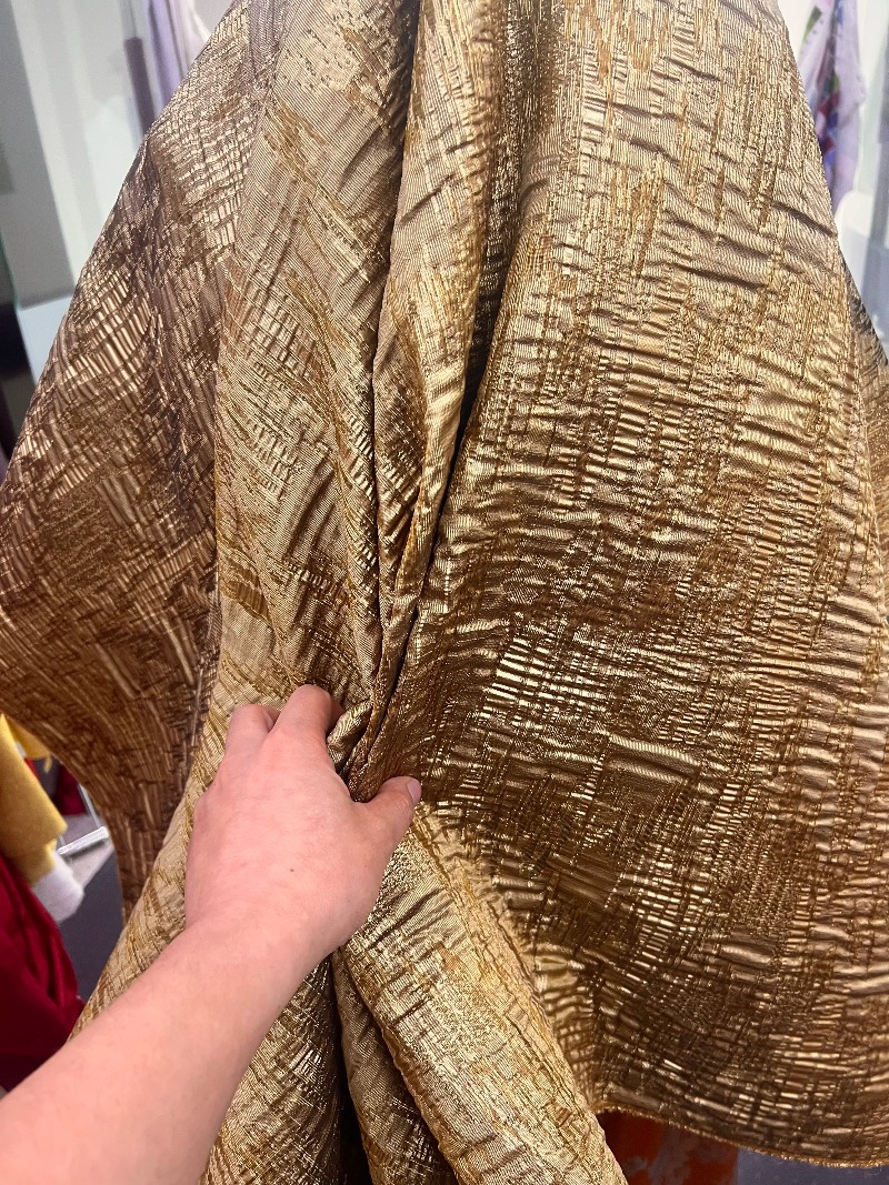 Bronze Brown Textured Irregula - đánh giá và giá Vintage Sewing Textile